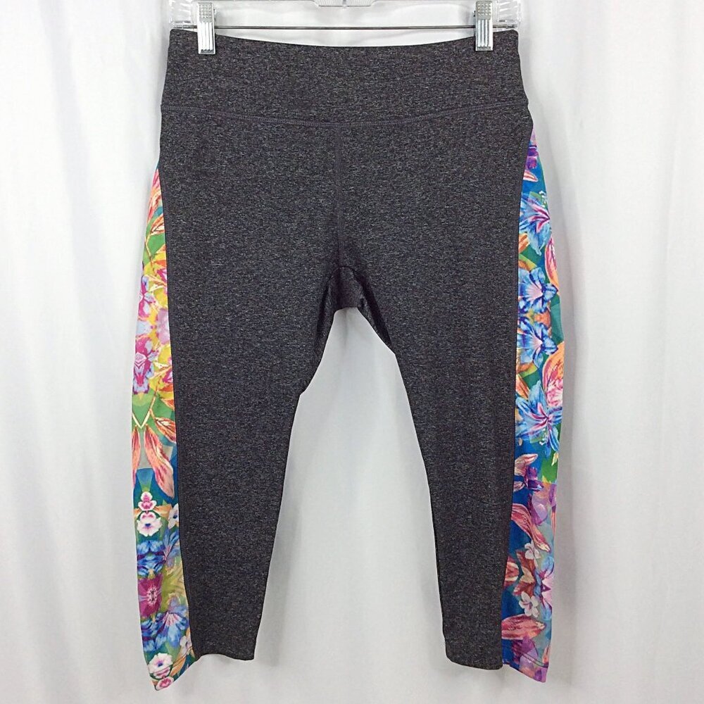 LuLaRoe Jade Capri Leggings Womens Size Medium Floral Workout‎ Athletic
